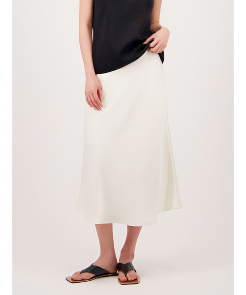 ACUD(アクド)の「Satin A-line Skirt _White(スカート・レディース・ホワイト・S/M)」の1枚目の写真
