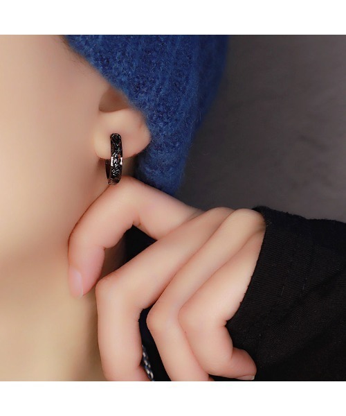 Bling Leads(ブリングリーズ)の「【Bls】【ZA】【Bling Leads】ドラゴンタッセル ピアス(ピアス(両耳用)・メンズ・ブラック/シルバー・FREE)」の1枚目の写真