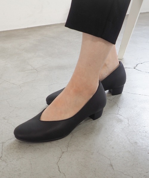 ENあしながおじさん（エンアシナガオジサン）の「防水│プレーンパンプス　3760007（パンプス・レディース・ベージュ/ブラック・22.5cm/24.5cm/24cm/23.5cm/23cm）」の9枚目の写真