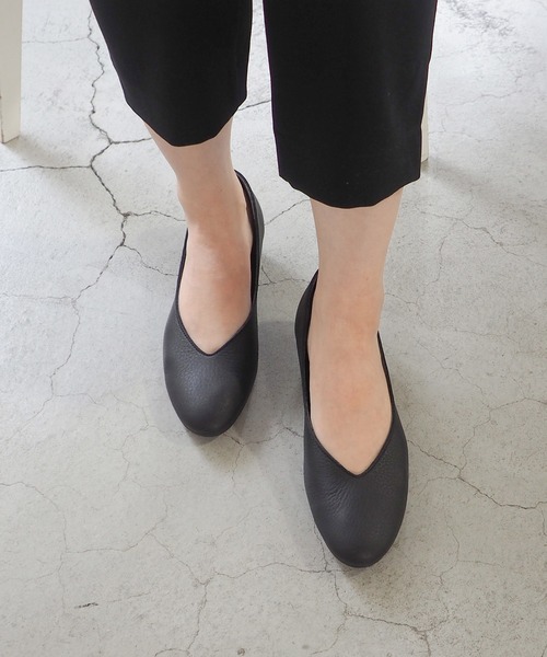 ENあしながおじさん（エンアシナガオジサン）の「防水│プレーンパンプス　3760007（パンプス・レディース・ベージュ/ブラック・22.5cm/24.5cm/24cm/23.5cm/23cm）」の10枚目の写真