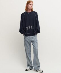 FROM ARLES（フロムアルル）の「オーバーサイズラグランスウェットシャツ / ネイビー（スウェット）」