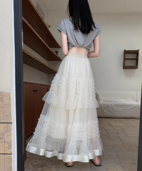 Mejoul（メジュール）の「【2026春夏新作】シアーフリル ティアードボリュームチュールロングスカート（スカート・レディース・ホワイト/ブラック・F）」の4枚目の写真