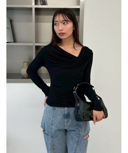 FRAY I.D（フレイアイディー）の「2wayデコルテタックドレープトップス（Tシャツ/カットソー・レディース・ターコイズブルー/ブラック/ライトブルー/ホワイト/ピンク・F）」の7枚目の写真