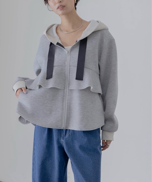 Eimee Law（エイミーロウ）の「ボンディング ジップフリルフーディ（パーカー・レディース・ライトグレー/ブラック/アイボリー・FREE）」の15枚目の写真