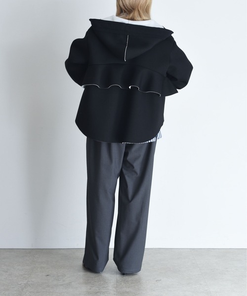 Eimee Law（エイミーロウ）の「ボンディング ジップフリルフーディ（パーカー・レディース・ライトグレー/ブラック/アイボリー・FREE）」の19枚目の写真