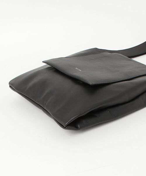 YArKA（ヤーカ）の「【YArKA/ヤーカ】real leather braided strap flap marche bag [wam11] / コブラ編フラップマルシェバッグ（ハンドバッグ・レディース・ブラック・FREE）」の17枚目の写真
