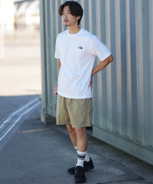 THE NORTH FACE（ザノースフェイス）の「THE NORTH FACE/ノースフェイス メンズ 半袖Tシャツ ショートスリーブTシャツ NT32647（Tシャツ/カットソー・メンズ・ブラック/ホワイト・S/M/L/XL/XXL）」の5枚目の写真