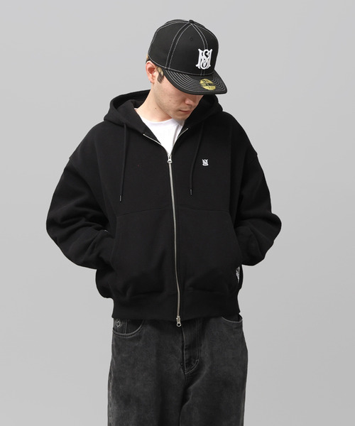 MFC STORE（エムエフシーストア）の「MFC STORE ORIGINAL SMALL MS LOGO ZIP HOODIE（パーカー・メンズ・ブラック/グレー・S/M/L/XL/XXL）」の2枚目の写真