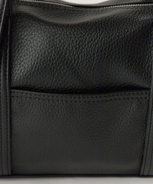 AO2(アオズ)の「Faux Leather 2-Way Shoulder Bag with Pockets / マチあり フェイクレザー2WAYショルダーバッグ 秋 秋服 2026年秋冬(ショルダーバッグ・レディース・ブラック/ホワイト/ブラウン/ベージュ・FREE)」の10枚目の写真