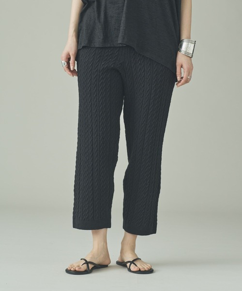 Curensology（カレンソロジー）の「Curensology(カレンソロジー)/ローシルクケーブルニットパンツ（その他パンツ・レディース・クリーム/ブラック・FREE）」の2枚目の写真