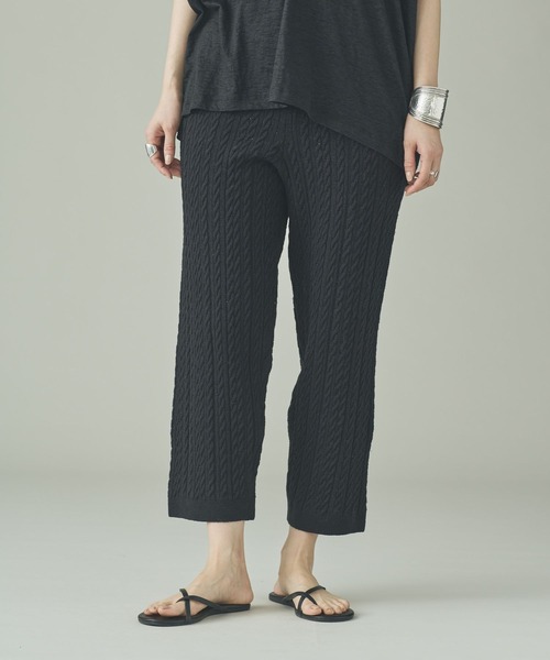 Curensology（カレンソロジー）の「Curensology(カレンソロジー)/ローシルクケーブルニットパンツ（その他パンツ・レディース・クリーム/ブラック・FREE）」の11枚目の写真