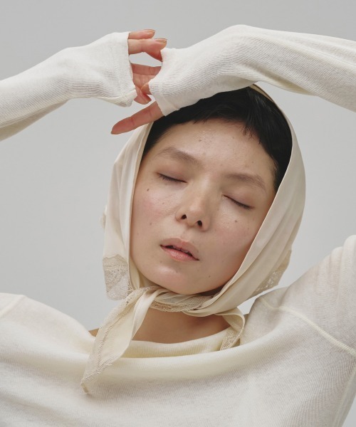 TODAYFUL（トゥデイフル）の「Satin Lace Scarf（バンダナ/スカーフ・レディース・ミント/ブラック/アイボリー・FREE）」の7枚目の写真