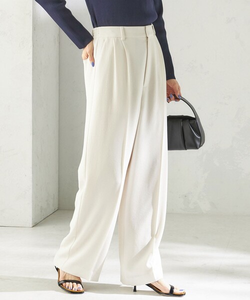 SHIPS(シップス)の「〈接触冷感 / UVカット〉Refinel セミ ワイド パンツ(セレモニー対応可)(その他パンツ・レディース・ベージュ系/アイボリー/ネイビー・40/38/36/34)」の1枚目の写真