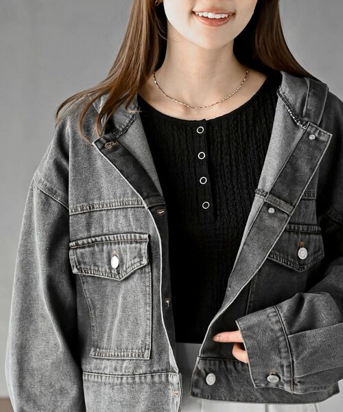 rps（アールピーエス）の「ショート丈フードＧジャン（デニムジャケット・レディース・ブルー/ブラック・フリー）」の7枚目の写真