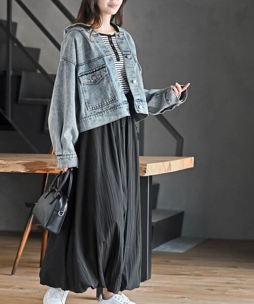 rps（アールピーエス）の「ショート丈フードＧジャン（デニムジャケット・レディース・ブルー/ブラック・フリー）」の14枚目の写真