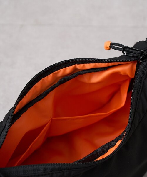 CIAOPANIC TYPY(チャオパニックティピー)の「【ユニセックス】シュナウザー/犬刺繍ロゴミニショルダーバッグ(ショルダーバッグ・レディース・ブラック・ONE SIZE)」の7枚目の写真