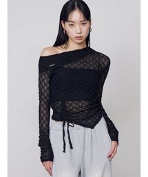 Tシャツ/カットソー（ブラック/黒色系・オフショルダー）ファッション