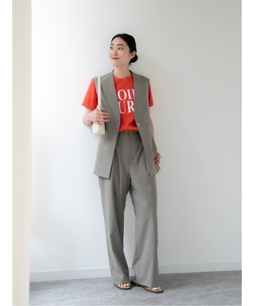 allureville(アルアバイル)の「ピグメントダイクラシックロゴT(Tシャツ/カットソー・レディース・チャコールグレー/オフホワイト/レッド・2)」の6枚目の写真