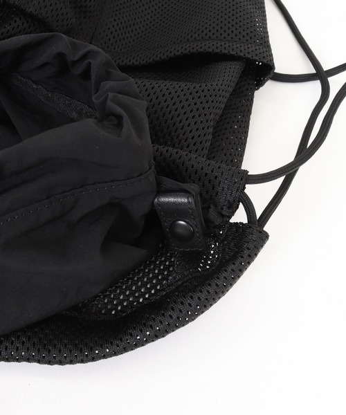 ADAM PATEK(アダムパテック)の「mko13447-Leather trimmed mesh drawstring bag ナップサック(AP2619011)(バックパック/リュック・メンズ・ブラック・FREE)」の16枚目の写真
