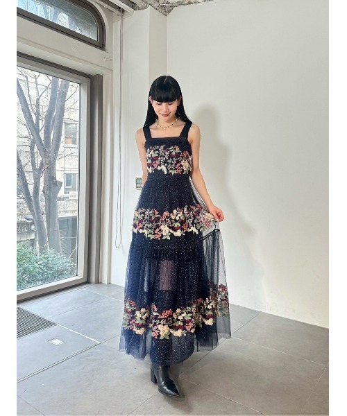 LILY BROWN（リリーブラウン）の「【LILY BROWN×KEITA MARUYAMA】エンブロイダリーチュールドレス（ドレス・レディース・ネイビー/クリーム・F）」の15枚目の写真