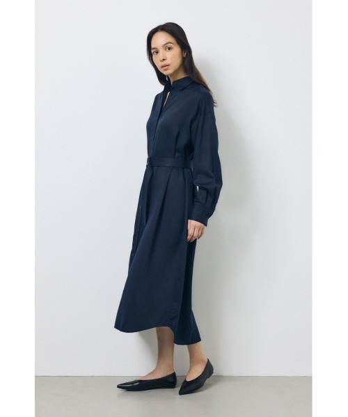 AZUL by moussy(アズールバイマウジー)の「セルロースロングシャツワンピース(シャツワンピース・レディース・ネイビー/グレイッシュベージュ・SMALL/MEDIUM)」の12枚目の写真