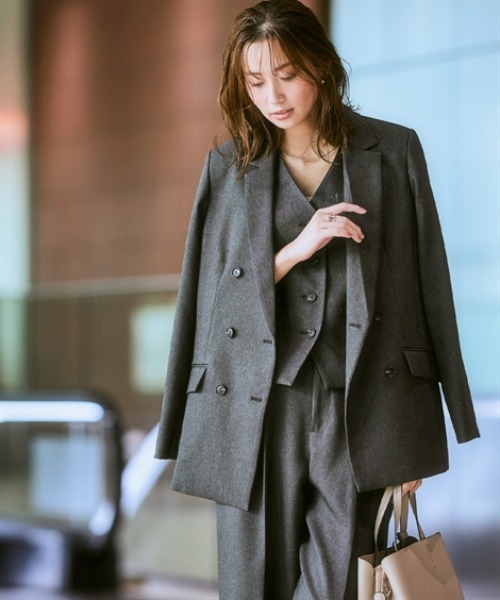 7days Life Styling（セブンデイズライフスタイリング）の「【洗濯機で洗える】3つ揃えスーツ（ジャケット＋ベスト＋ワイドパンツ）（スーツセット・レディース・ネイビー/グレー系・S/M/L/LL/3L）」の9枚目の写真