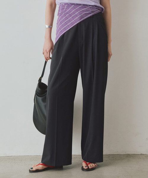 SLOBE IENA（スローブイエナ）の「《汗染み防止/接触冷感/吸水速乾/》PEストレッチイージースラックス（スラックス・レディース・ベージュ/ブラック・36/38）」の11枚目の写真