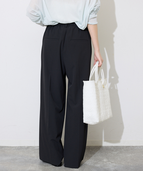 SLOBE IENA（スローブイエナ）の「《汗染み防止/接触冷感/吸水速乾/》PEストレッチイージースラックス（スラックス・レディース・ベージュ/ブラック・36/38）」の18枚目の写真