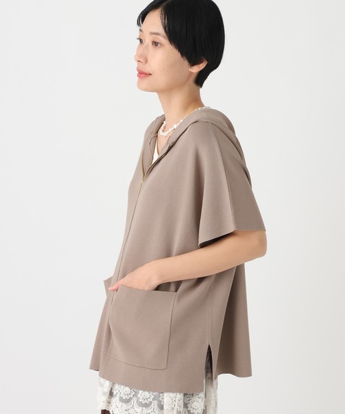 Elura（エルーラ）の「≪接触冷感≫冷感ポンチョニットジレ/664875（ベスト・レディース・ホワイト/ブラック/グレイッシュベージュ・FREE）」の14枚目の写真