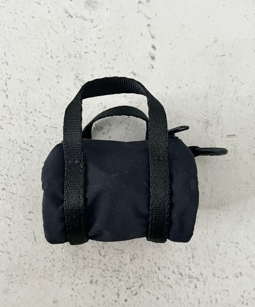 THE NORTH FACE(ザノースフェイス)の「THE NORTH FACE(ザ・ノースフェイス)/軽量 ショルダー ロゴプリント ブリーズ ロール クロス バッグ/BREEZE ROLL CROSS BAG(ショルダーバッグ・レディース・ブラック/オレンジ/ホワイト/ピンク・FREE)」の10枚目の写真
