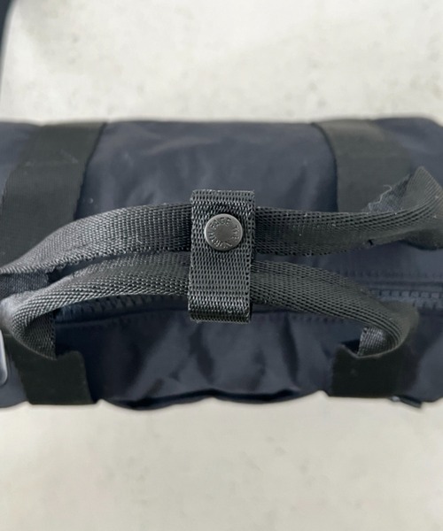 THE NORTH FACE(ザノースフェイス)の「THE NORTH FACE(ザ・ノースフェイス)/軽量 ショルダー ロゴプリント ブリーズ ロール クロス バッグ/BREEZE ROLL CROSS BAG(ショルダーバッグ・レディース・ブラック/オレンジ/ホワイト/ピンク・FREE)」の11枚目の写真