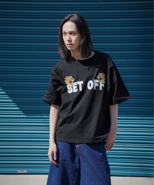 ATELANE(アテレーン)の「ATELANE / リラックスフィット プリント刺繍 クルーネック Tシャツ /アソート(Tシャツ/カットソー・メンズ・ブラック系その他2/グレー系その他/ホワイト系その他/グレー系その他3/グレー系その他2/ホワイト系その他4/杢グレー/ホワイト系その他2/ブラック系その他/ブラック系その他5/ブラック系その他3/ホワイト/ブラック/チャコールグレー/ブラック系その他4/ホワイト系その他3・LARGE/X-LARGE/MEDIUM)」の9枚目の写真