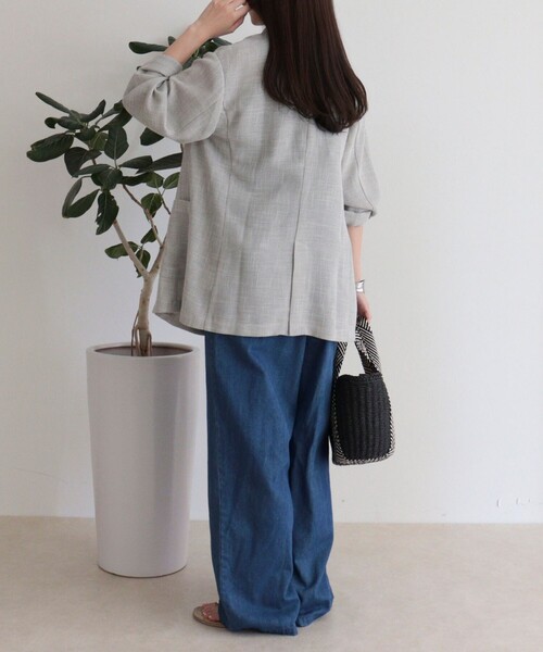 fredy emue(フレディエミュ)の「カラミテーラードジャケット(テーラードジャケット・レディース・ブラック/ライトグレー・38)」の6枚目の写真