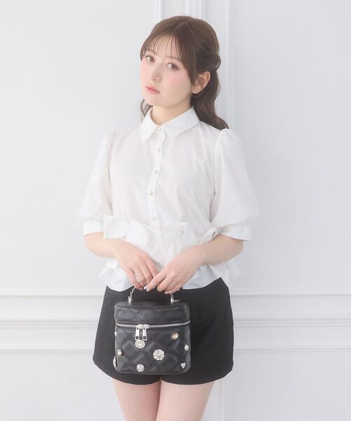 MAJESTIC LEGON（マジェスティックレゴン）の「リボンフリルペプラム半袖ブラウス（シャツ/ブラウス・レディース・ブルー/オフホワイト/ピンク・MEDIUM）」の2枚目の写真
