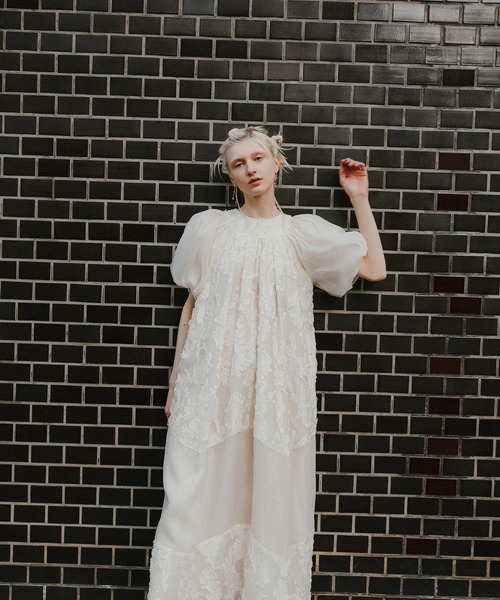 et.UNiVER(エトユニベール)の「Bloom jacquard dress(ドレス・レディース・ピンク/アイボリー/ブラック・MEDIUM/M-Short/M-Long)」の16枚目の写真
