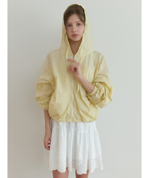 RE_L(リエル)の「Dery shirring jumper (yellow)(ナイロンジャケット・レディース・その他・FREE)」の6枚目の写真