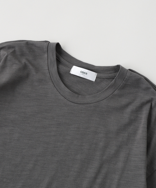 OSKR(オーエスケーアール)の「OSKR / オーエスケーアール Slab Cut Off Tee Shirt(Tシャツ/カットソー・メンズ・ブラック/グレー・LARGE/MEDIUM)」の7枚目の写真
