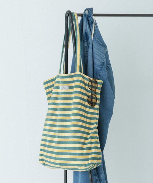 URBAN RESEARCH Sonny Label(アーバンリサーチサニーレーベル)の「パイルボーダービッグトート(トートバッグ・レディース・グリーン/チャコールグレー/ブルー・ONE)」の3枚目の写真