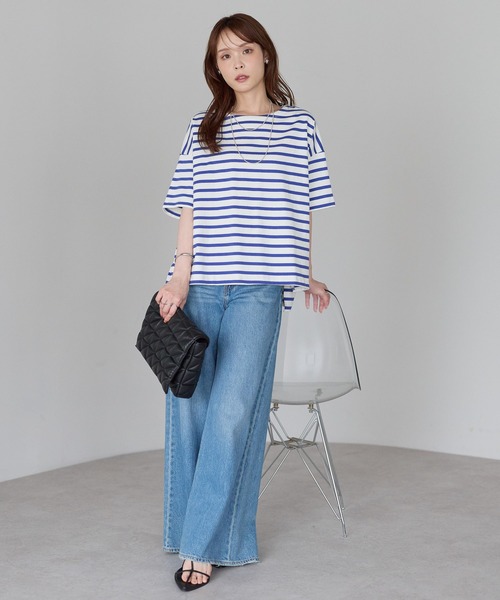 PREFERIR（プレフェリール）の「大人カジュアル きれい見えボーダーT｜ボートネック ゆったり 体型カバー 綿100%（Tシャツ/カットソー・レディース・ブラック/ブルー・FREE）」の15枚目の写真