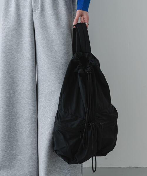 SENSE OF PLACE by URBAN RESEARCH（センスオブプレイスバイアーバンリサーチ）の「『撥水』SKINProof 2WAYリュック（バックパック/リュック・レディース・ブラック/ベージュ/グレー・ONE）」の2枚目の写真