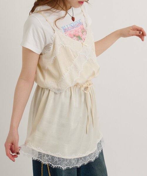 w closet(ダブルクローゼット)の「【3色展開】Vレースキャミワンピース(ワンピース・レディース・イエロー/アイボリー/ブラック・FREE)」の5枚目の写真
