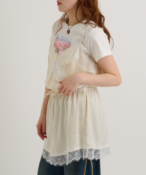 w closet(ダブルクローゼット)の「【3色展開】Vレースキャミワンピース(ワンピース・レディース・イエロー/アイボリー/ブラック・FREE)」の7枚目の写真
