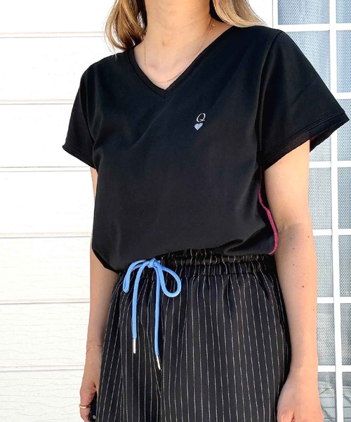 Q(キュー)の「Airlyポイント刺繍デイリーT(Tシャツ/カットソー・レディース・ブラック/アイボリー/ラベンダー・MEDIUM)」の9枚目の写真