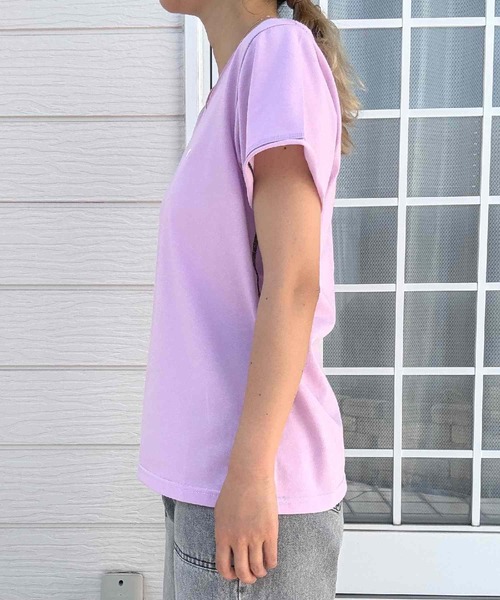 Q(キュー)の「Airlyポイント刺繍デイリーT(Tシャツ/カットソー・レディース・ブラック/アイボリー/ラベンダー・MEDIUM)」の16枚目の写真