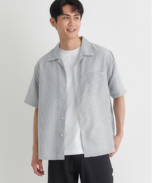 Right-on(ライトオン)の「PLUS ONE(プラスワン)オックスストライプ半袖シャツ(シャツ/ブラウス・メンズ・グリーン/ベージュ/ブルー・M/L/XL/S)」の3枚目の写真