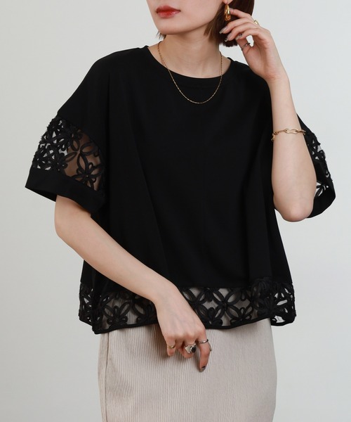 EGLANTINE(エグランティーヌ)の「EGLANTINE フラワーレース切り替えカットソー(Tシャツ/カットソー・レディース・ブラック/グレイッシュブルー/オフホワイト・38)」の14枚目の写真