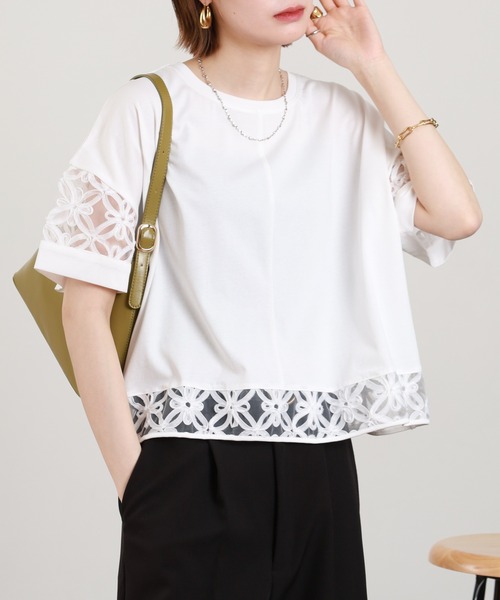 EGLANTINE(エグランティーヌ)の「EGLANTINE フラワーレース切り替えカットソー(Tシャツ/カットソー・レディース・ブラック/グレイッシュブルー/オフホワイト・38)」の7枚目の写真