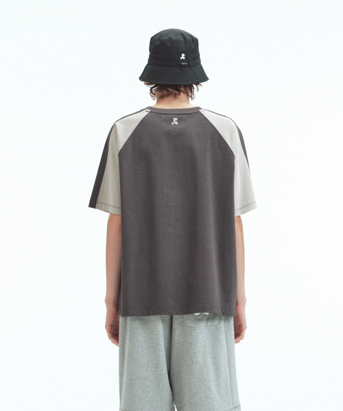 Rest&Recreation(レストアンドレクリエーション)の「COLORATION RAGLAN T-SHIRT - CHARCOAL(Tシャツ/カットソー・メンズ・その他・ONE)」の5枚目の写真