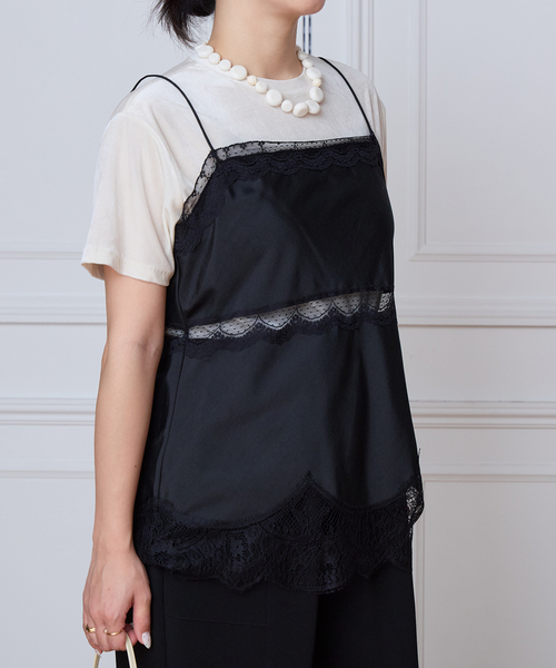 IENA LA BOUCLE(イエナラブークル)の「IENA LA BOUCLE サテンレースコンビキャミソール(キャミソール・レディース・ブラック/ベージュ系その他・FREE)」の8枚目の写真