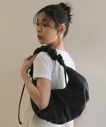 ZOZO限定 ギャザーハーフムーンバッグ
